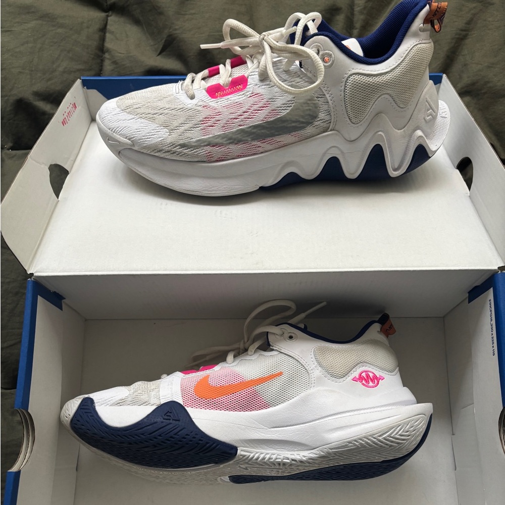 Nike Kids White and Pink Sneakers